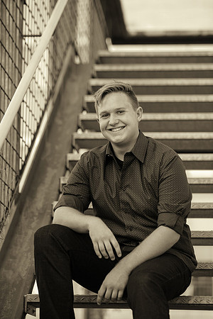 Senior-043
